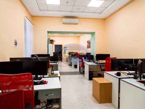 комерційна за адресою Велика Арнаутська вул., 55