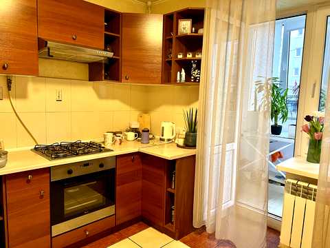 квартира за адресою Сухомлинського вул., 4а