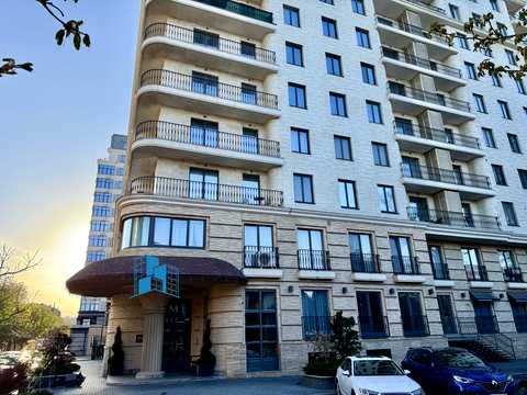 квартира по адресу Вице-адмирала Азарова ул. (Вице-адмирала Азарова), 8а
