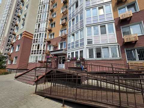 коммерческая по адресу Софии Русовой ул., 7-Г