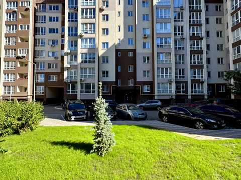 квартира за адресою Леоніда Каденюка вул., 18
