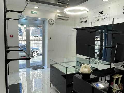 комерційна за адресою Василя Стефаника вул., 3