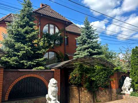 дом по адресу Вишнева