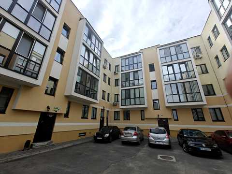 квартира по адресу Берегова ул., 3