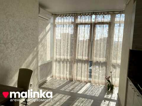 квартира за адресою В'ячеслава Чорновола просп. (), 9