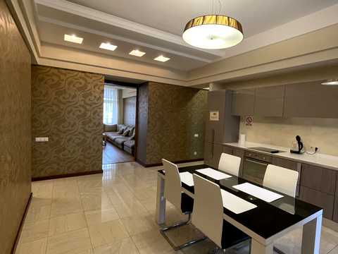 квартира за адресою Антоновича вул. (Горького), 9