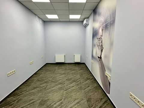 комерційна за адресою Садова вул., 1-В к1
