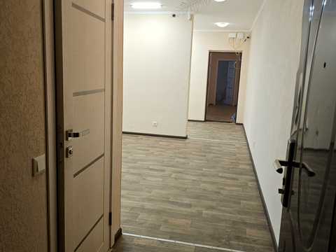 комерційна за адресою Городня вул., 7
