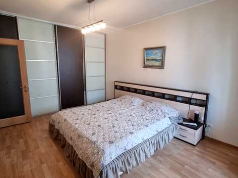 квартира по адресу Драгоманова ул., 8-А