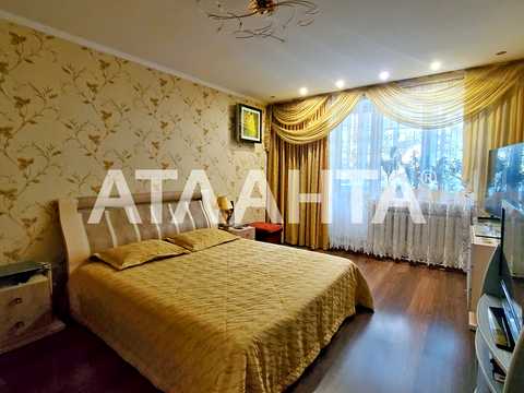 квартира за адресою Євгена Чикаленка вул., 59е
