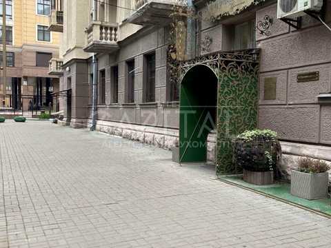 коммерческая по адресу Михаила Грушевского ул., 9