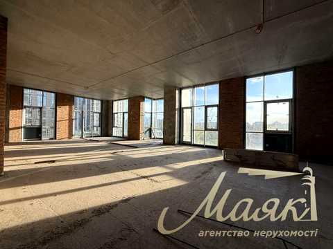 коммерческая по адресу Андрея Верхогляда ул. (Михайла Драгомирова), 22