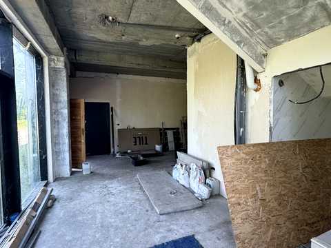 комерційна за адресою Івана Кудрі вул., 6
