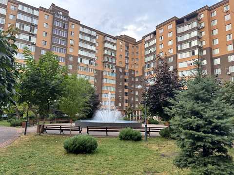 квартира за адресою Зарічанська вул., 11б