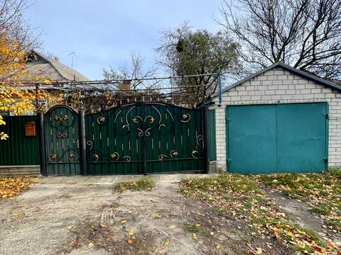 будинок за адресою Молодіжна, 58