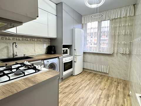 квартира за адресою Метробудівників вул., 42