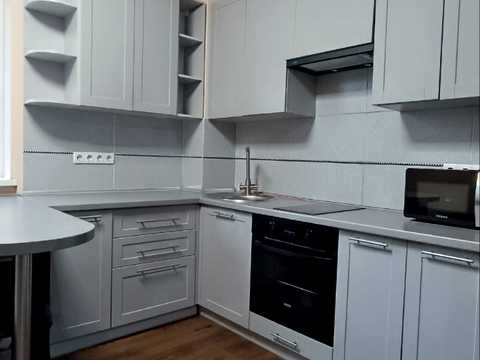 квартира по адресу Луговская ул., 255