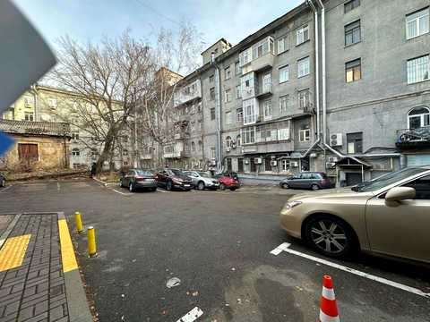 коммерческая по адресу Евгения Чикаленко ул. (Пушкінська), 20А
