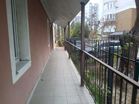 комерційна за адресою Матвія Донцова вул. (Тургенєвська), 10А