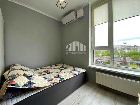 квартира за адресою Соборності просп. (Возз'єднання), 17 к2