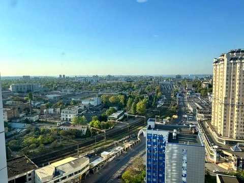 квартира за адресою Середньофонтанська вул., 35/1