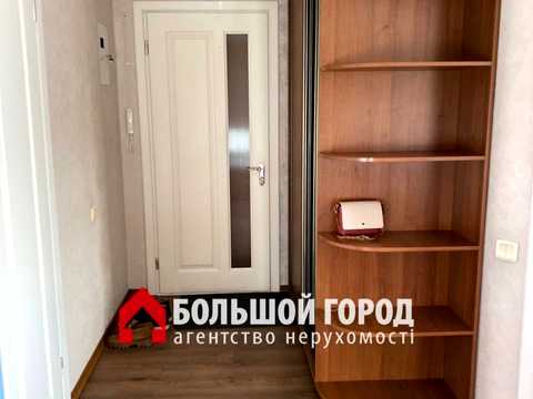 квартира за адресою Героїв полку Азов бульв. (Гвардійський), 136