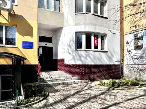 коммерческая по адресу Ивана Франко ул., 25-А