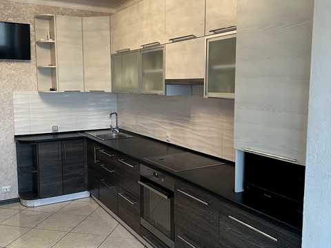 квартира за адресою Олега Антонова, 13 в