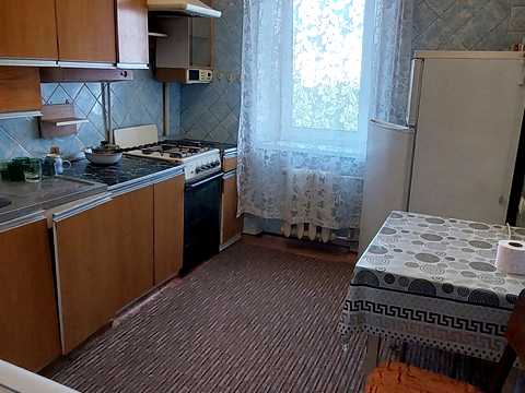 квартира за адресою Академіка Корольова вул., 48/1