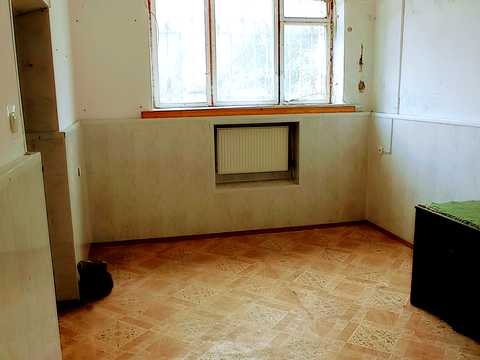 комерційна за адресою смт. Обухівка, Солідарності, 535