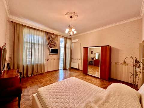 квартира за адресою Одеса, Маразліївська вул., 5
