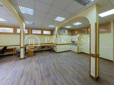 комерційна за адресою Саксаганського вул., 67