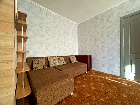 квартира за адресою Олександра Довженка вул. (Толстого), 120