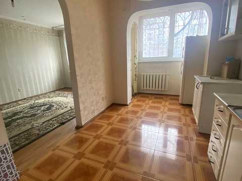 квартира за адресою Академіка Корольова вул., 114