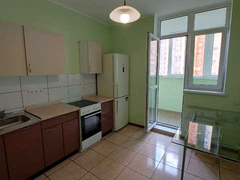 квартира по адресу Сім'ї Кульженків ул. (Петра Дегтяренка), 33