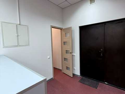 коммерческая по адресу Полтавская ул., 10