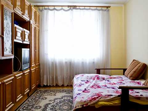 квартира за адресою Василя Симоненка вул., 41