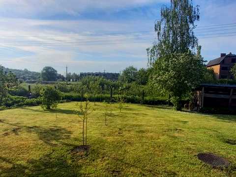 будинок за адресою Збройних Сил України вул. (Миру), 25