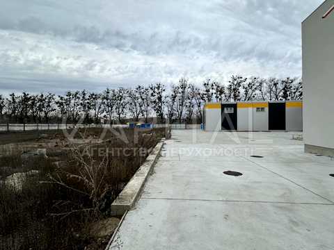 комерційна за адресою Соборна вул., 305