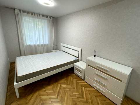 квартира по адресу Тополёвая ул., 3
