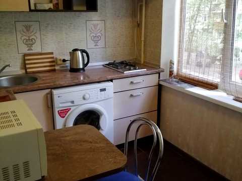 квартира за адресою Салютна вул., 27а