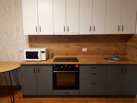 квартира за адресою Ревуцького вул., 54