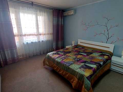 квартира за адресою Миколи Бажана просп., 36