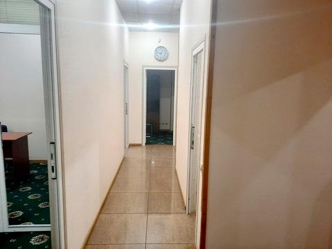 комерційна за адресою Інститутська вул., 19-А
