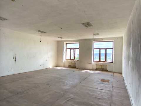 комерційна за адресою Плугова вул., 6-А