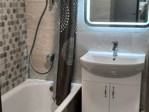 квартира за адресою Металургів вул., 35