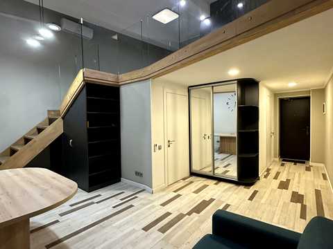 комерційна за адресою Московский проспект, 118