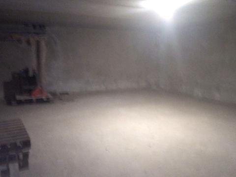 комерційна за адресою Незалежності бульв., 2 к2