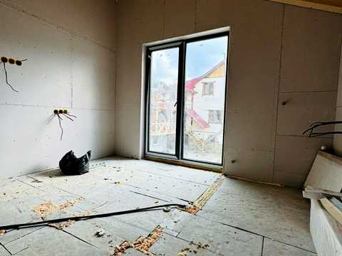 будинок за адресою с. Поляниця, Карпатська, 1