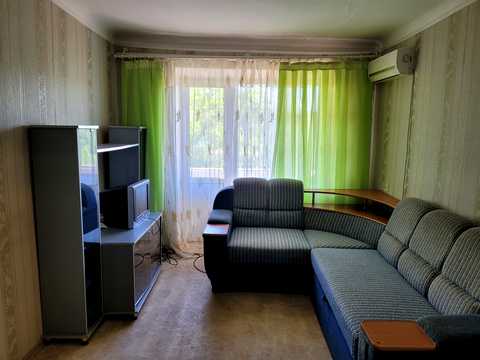 квартира по адресу Евгения Тельнова ул., 4